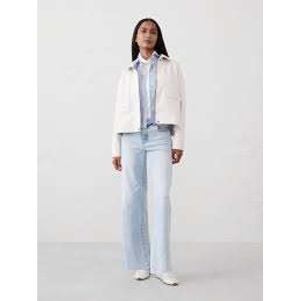 NWT Banana Republic Sz‎ 33 Light Wash Minimalist High Rise Denim Girlfriend Jean